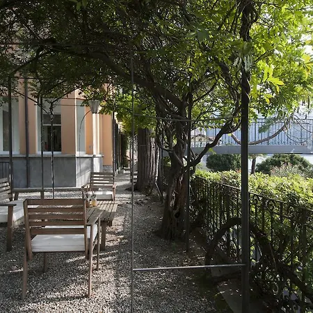 Nina Relais Boutique Bed & Breakfast