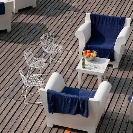 Nina Relais Boutique Bed & Breakfast