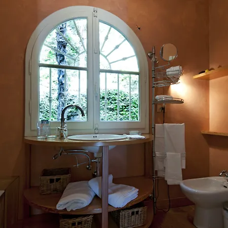 Nina Relais Boutique Carate Urio