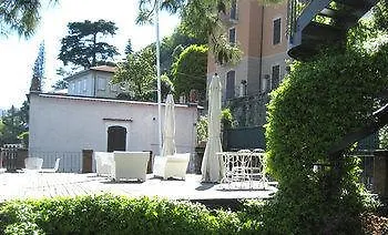 Nina Relais Boutique Bed & Breakfast