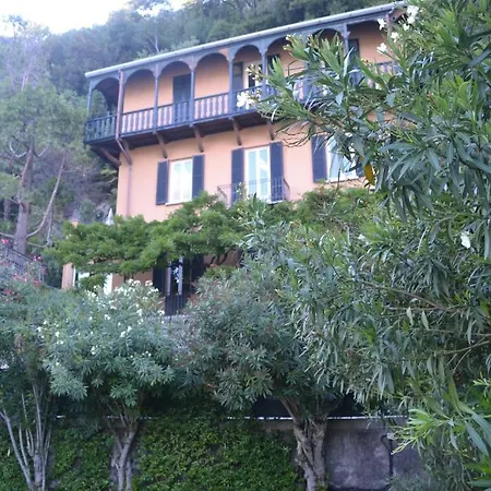 Nina Relais Boutique 3* Carate Urio