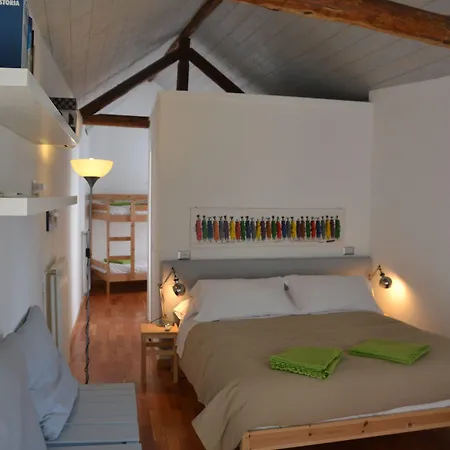 Nina Relais Boutique Couette-café Carate Urio