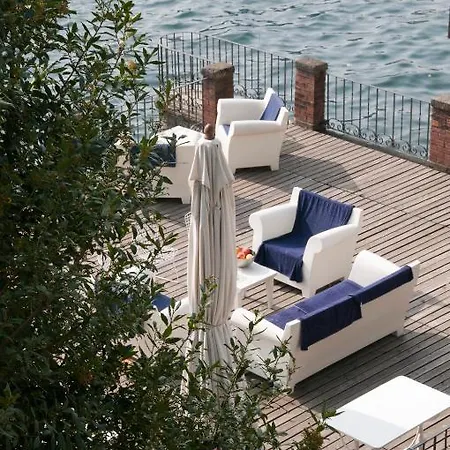 Nina Relais Boutique Carate Urio