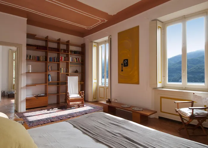 Nina Relais Boutique Bed and Breakfast Carate Urio