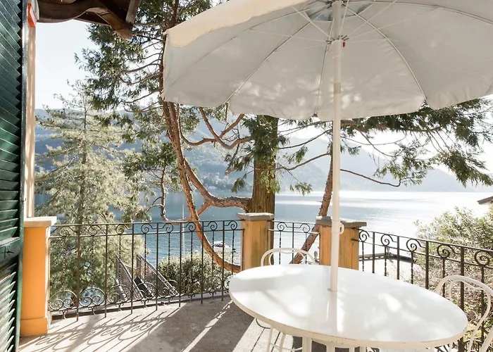 Nina Relais Boutique 3* Carate Urio